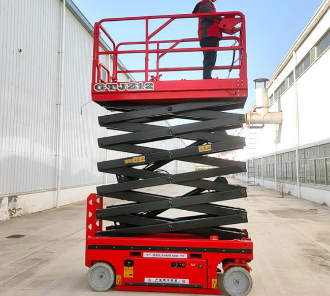 大丰自行走移动式升降机